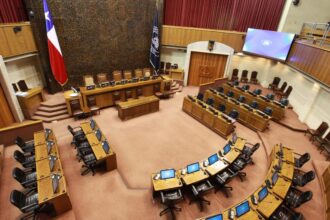 Debate político por proyecto que afectaría pensión vitalicia de presidente