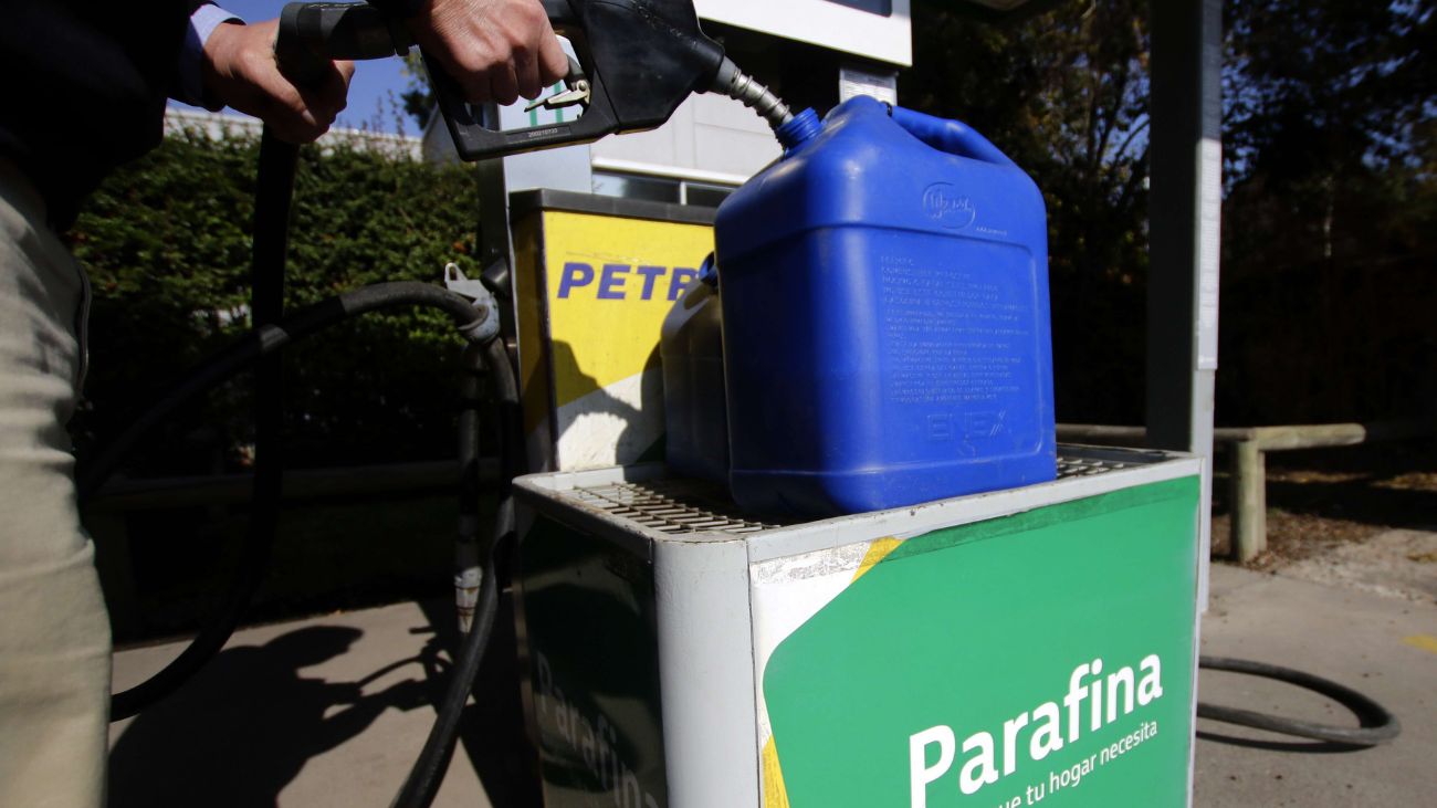 Baja en precio de parafina beneficia a hogares para calefacción Baja en precio de parafina beneficia a hogares para calefacción