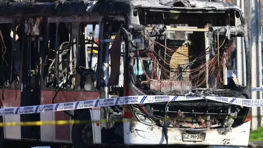 Incendio de bus en INBA: Autoridades buscan resolver crisis estudiantil