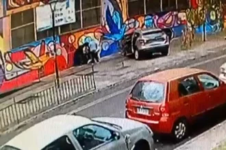 Violento robo a ciudadanos bolivianos en Santiago genera alerta policial
