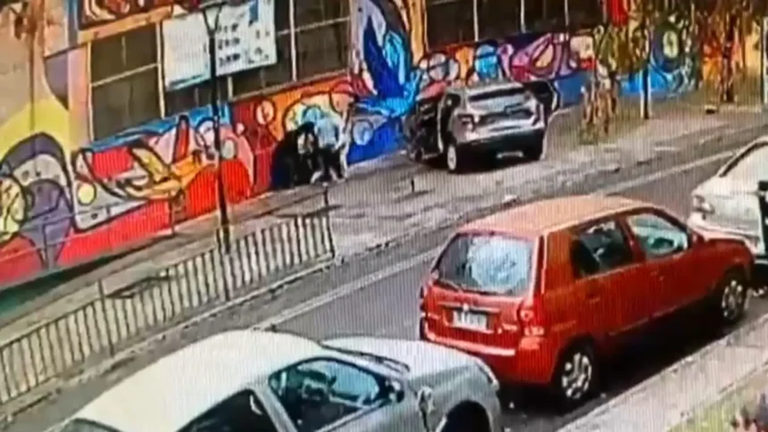 Violento robo a ciudadanos bolivianos en Santiago genera alerta policial