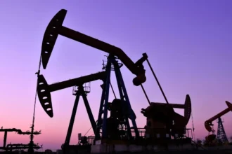 Alza del petróleo: incertidumbre en Chile por posible inflación