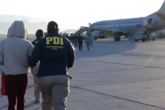 SERMIG expulsa a 86 extranjeros por delitos graves a Bolivia y Colombia