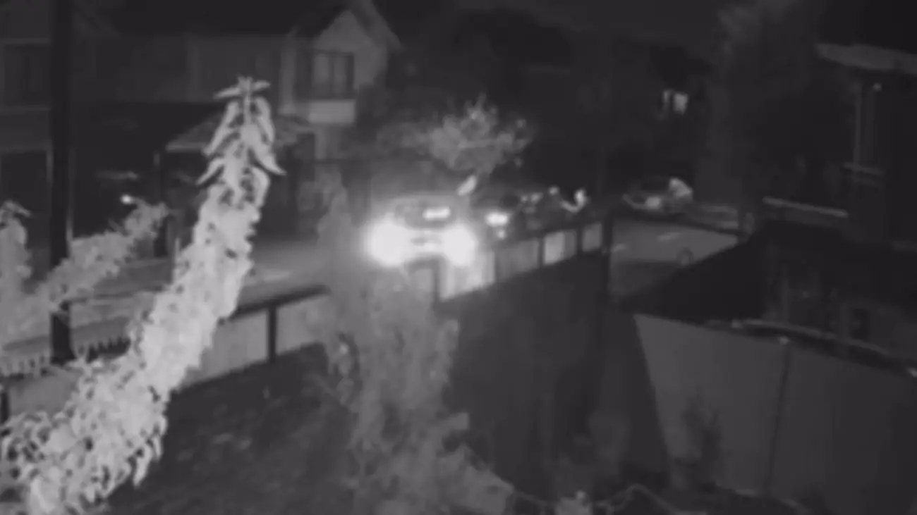 Asalto en Lampa: Delincuentes roban vehículo a conductora en Valle Grande Asalto en Lampa: Delincuentes roban vehículo a conductora en Valle Grande