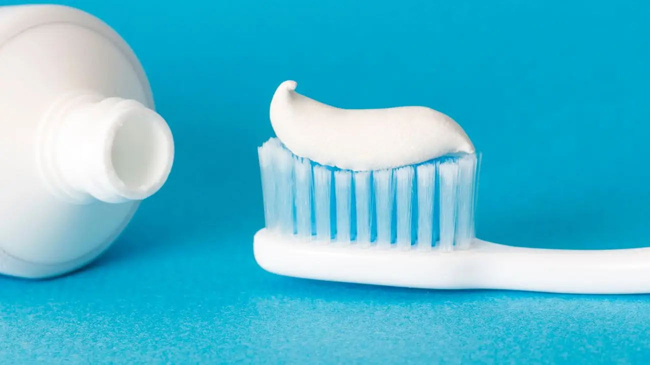 ISP alerta sobre pastas dentales con fluoruro de estaño: posibles efectos adversos ISP alerta sobre pastas dentales con fluoruro de estaño: posibles efectos adversos