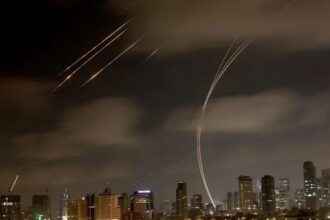 Cierre temporal de embajada chilena en Irán por ataques armados