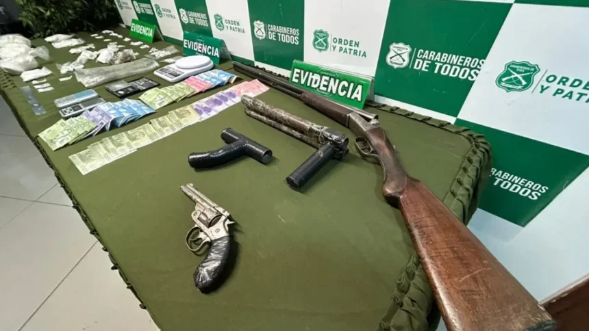 Operativo antidrogas en Boca Sur y Michaihue: 11 detenidos y 1.3 kg incautados