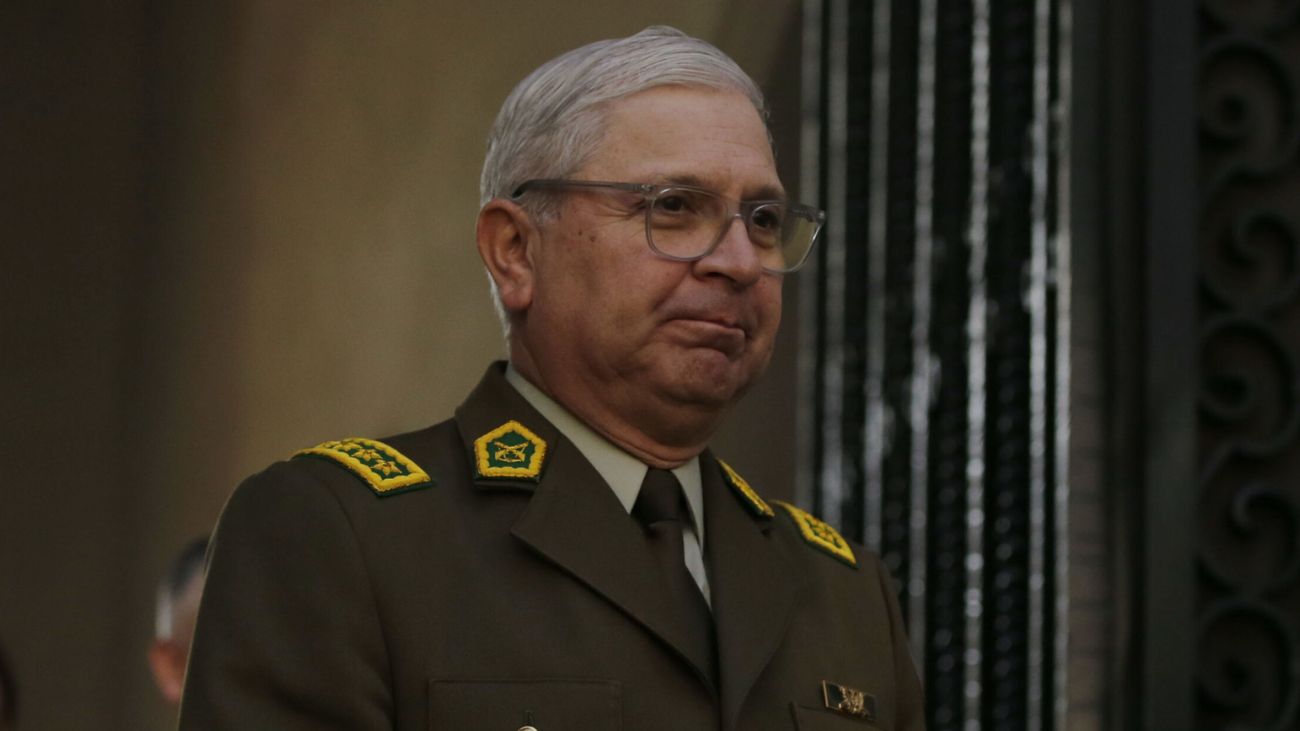 Exgeneral Yáñez reflexiona sobre el estallido social y la refundación de Carabineros Exgeneral Yáñez reflexiona sobre el estallido social y la refundación de Carabineros