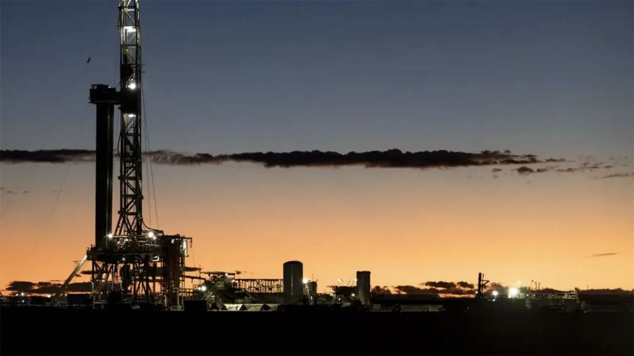Argentina impulsa exportaciones de petróleo con un superávit de US$ 3.015 millones Argentina impulsa exportaciones de petróleo con un superávit de US$ 3.015 millones