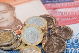 Banco Central de Chile presenta nueva moneda de $100 con diseño especial