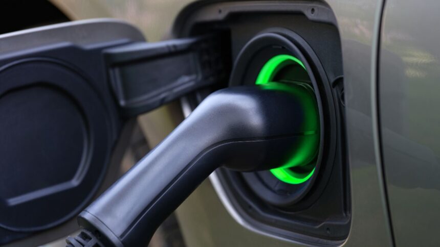 Avances hacia la Electromovilidad en Chile: proyecciones de 93,000 vehículos eléctricos para 2030