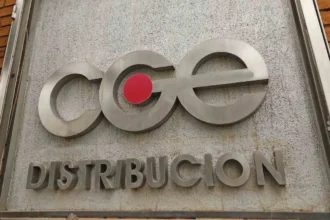 Corte Suprema ratifica millonaria multa a CGE por cortes de energía