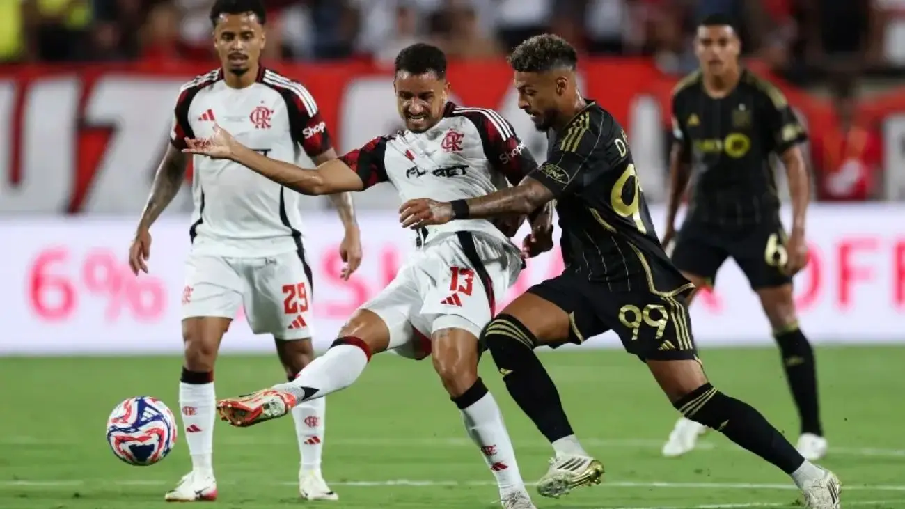 Empate entre Flamengo y LAFC en partido de alto voltaje