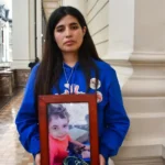 Madre de Tomás Bravo critica omisión de la Fiscalía en juicio