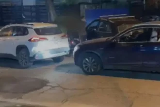 Violento robo con intimidación en Ñuñoa: Delincuentes despojan a víctima y huyen
