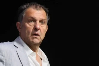 Mosa enfrenta posible salida tras rechazo de estados financieros en Colo Colo