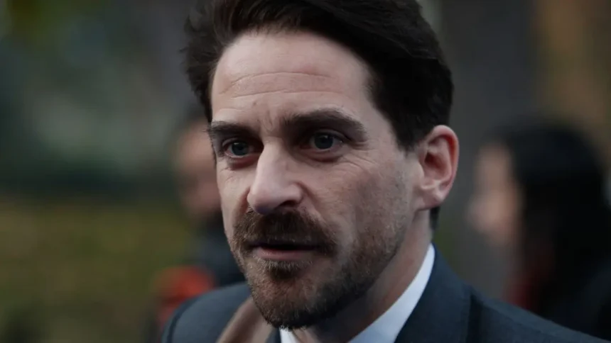 Gonzalo Winter reconoce derrota y felicita a Jeannette Jara