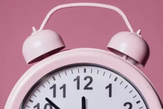 Chile ajustará sus horarios: ¡Descubre cuándo cambiará nuevamente la hora!