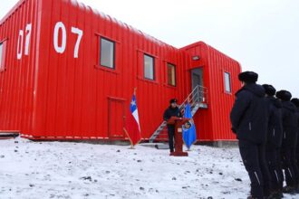 La FACh renueva viviendas en Antártica para mayor seguridad y eficiencia