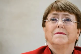 Michelle Bachelet insta a votar en primarias: "La democracia la hacemos juntos"