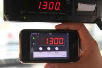 Adulteran taxímetros en Providencia: detectan irregularidades y decomisan aparatos