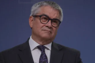 Ministro de Hacienda activa compensación por alza en precio de parafina