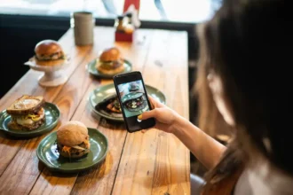 Cómo colaborar con influencers para potenciar tu negocio: consejos clave