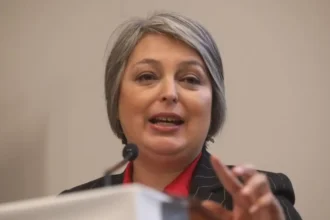 Jeannette Jara cierra campaña enfocada en seguridad y economía sustentable