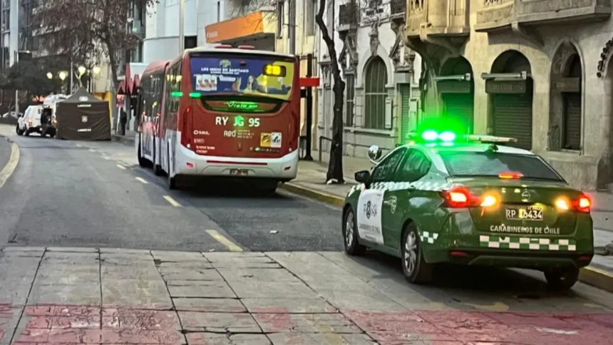 Asalto a funcionario PDI en Plaza Italia: abate a un asaltante