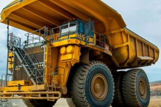 Impacto de la minería en vehículos eléctricos: Expertos explican los desafíos ambientales