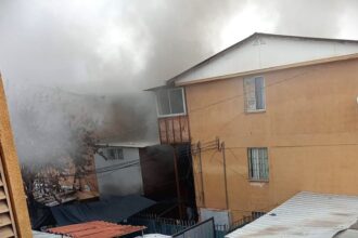 Tragedia en Quilicura: Madre y gemelos mueren en incendio familiar