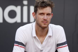 Nicolás Jarry avanza a tercera ronda de Wimbledon con autoridad