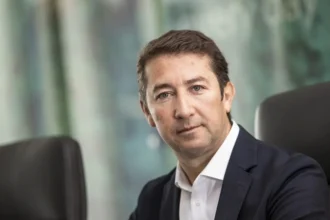 Cristian Fadic asume como vicepresidente de Minería de Finning Sudamérica tras una trayectoria de 20 años