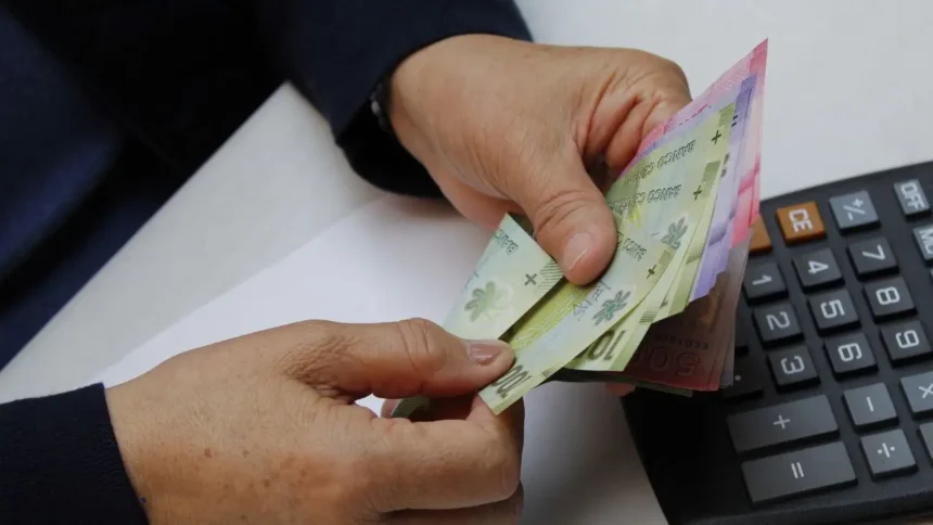 Beneficios estatales para cesantes: ¡Aprende cómo acceder!