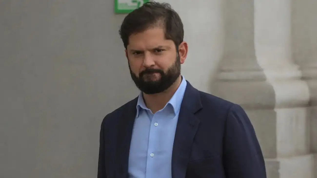 Gabriel Boric adquiere casa en San Miguel por 400 millones