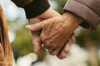Bono Bodas de Oro: Caja Los Andes premia a pensionados fielmente unidos
