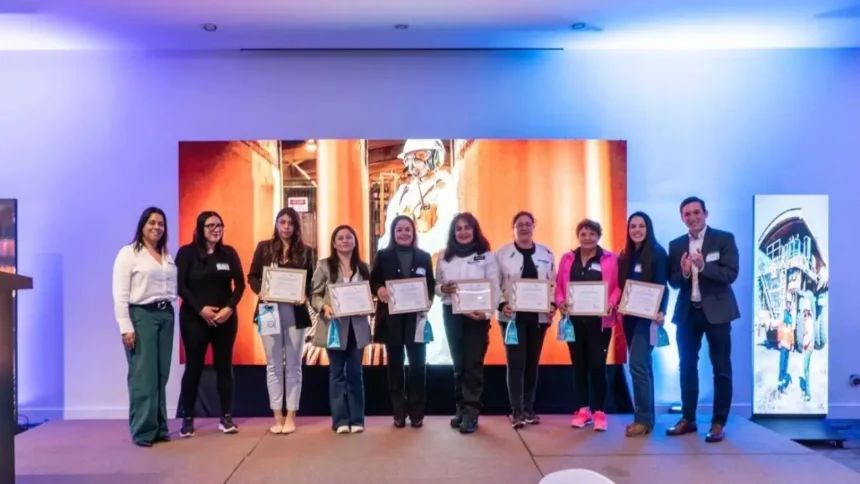 Antofagasta Minerals reconoce labor femenina en Minera Zaldívar en su 30° aniversario con más de 120 trabajadoras participantes