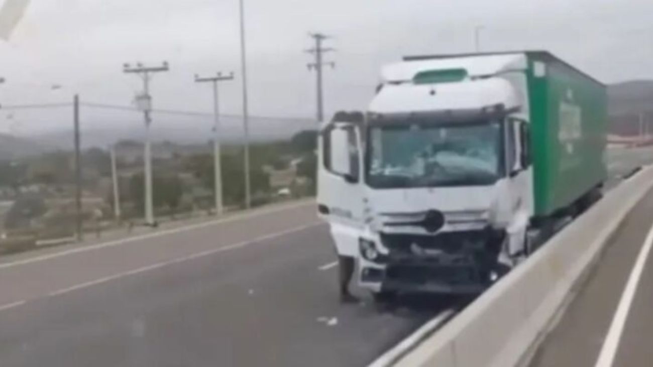 Fatal accidente en Ruta 5 Norte deja un muerto y cuatro heridos