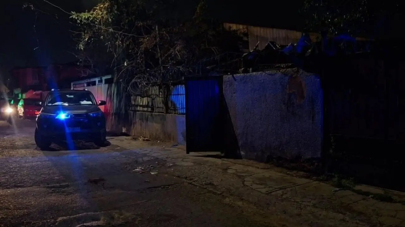 Brutal asesinato conmociona a Peñalolén: hombre muere a balazos Brutal asesinato conmociona a Peñalolén: hombre muere a balazos