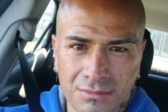 Jorge Kike Acuña presenta su libro autobiográfico: luces y sombras