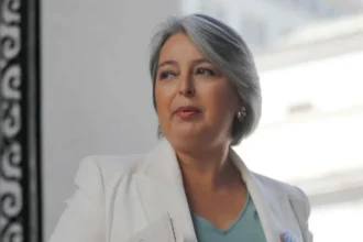 Jeannette Jara lidera en encuestas como próxima presidenta de Chile