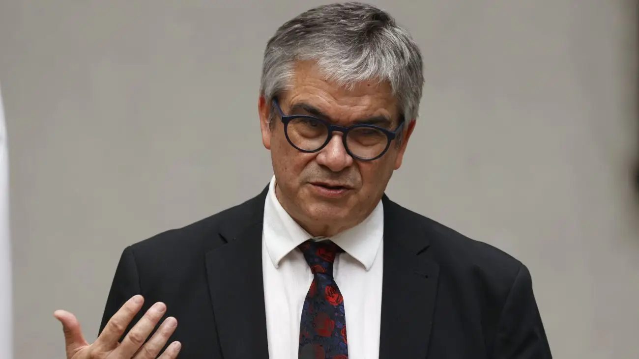 Ministro de Hacienda víctima de fraude en España: denuncia realizada Ministro de Hacienda víctima de fraude en España: denuncia realizada