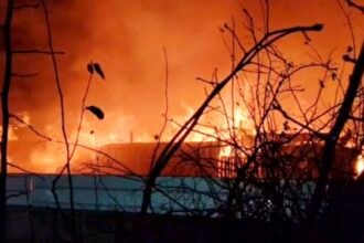 Incendio en taller comercial de Malloa deja siete damnificados laborales