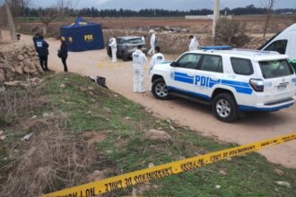 Violento homicidio en Pan de Azúcar: cuerpo con múltiples impactos