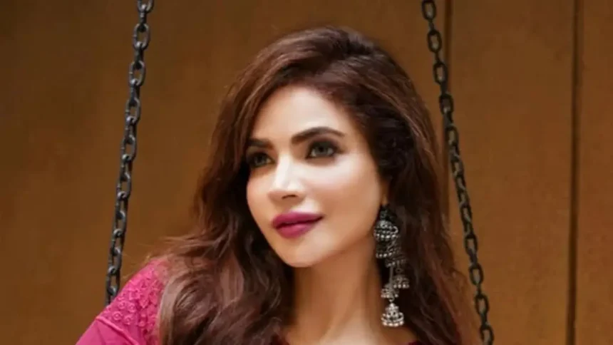 Hallan sin vida a actriz pakistaní de "Gran Hermano" en su departamento