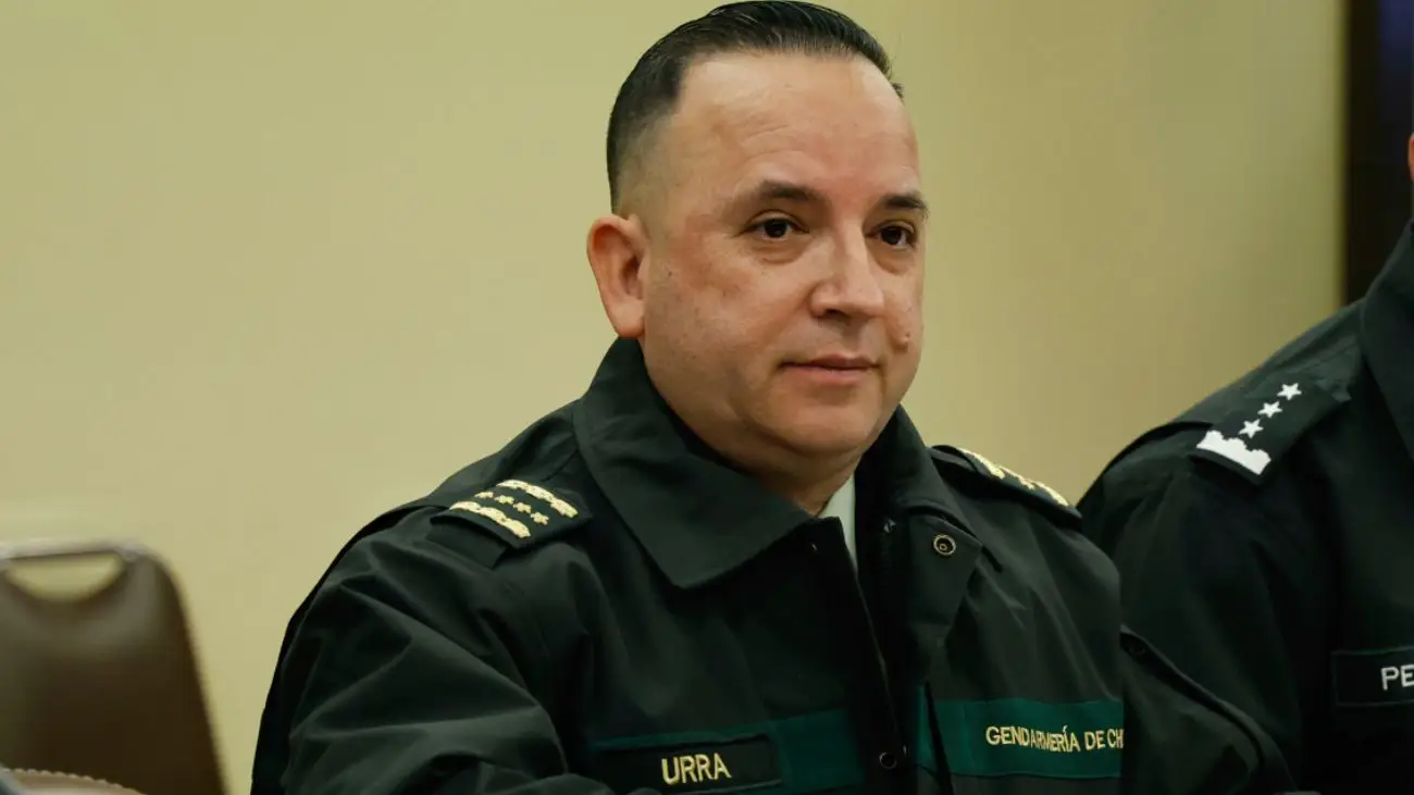 Renuncia del director de Gendarmería en medio de escándalos y polémica Renuncia del director de Gendarmería en medio de escándalos y polémica