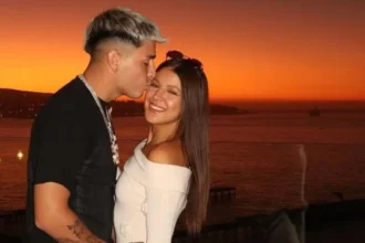 Ignacia Antonia y AK4:20 celebran un año de amor con lujosos regalos