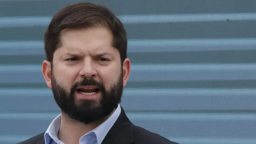 Presidente Gabriel Boric propone cambios a sistema de licencias médicas