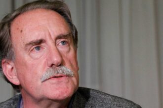 Eduardo Artés: Defiende a Corea del Norte y critica al PC chileno