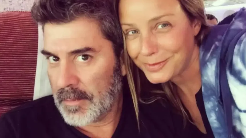 Claudia Conserva y el "Pollo" Valdivia comparten tiernos momentos con sus mascotas